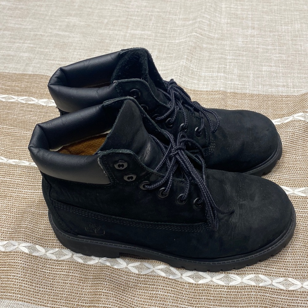 Kids TIMBERLAND BOOTS black SIZE 3 great deal